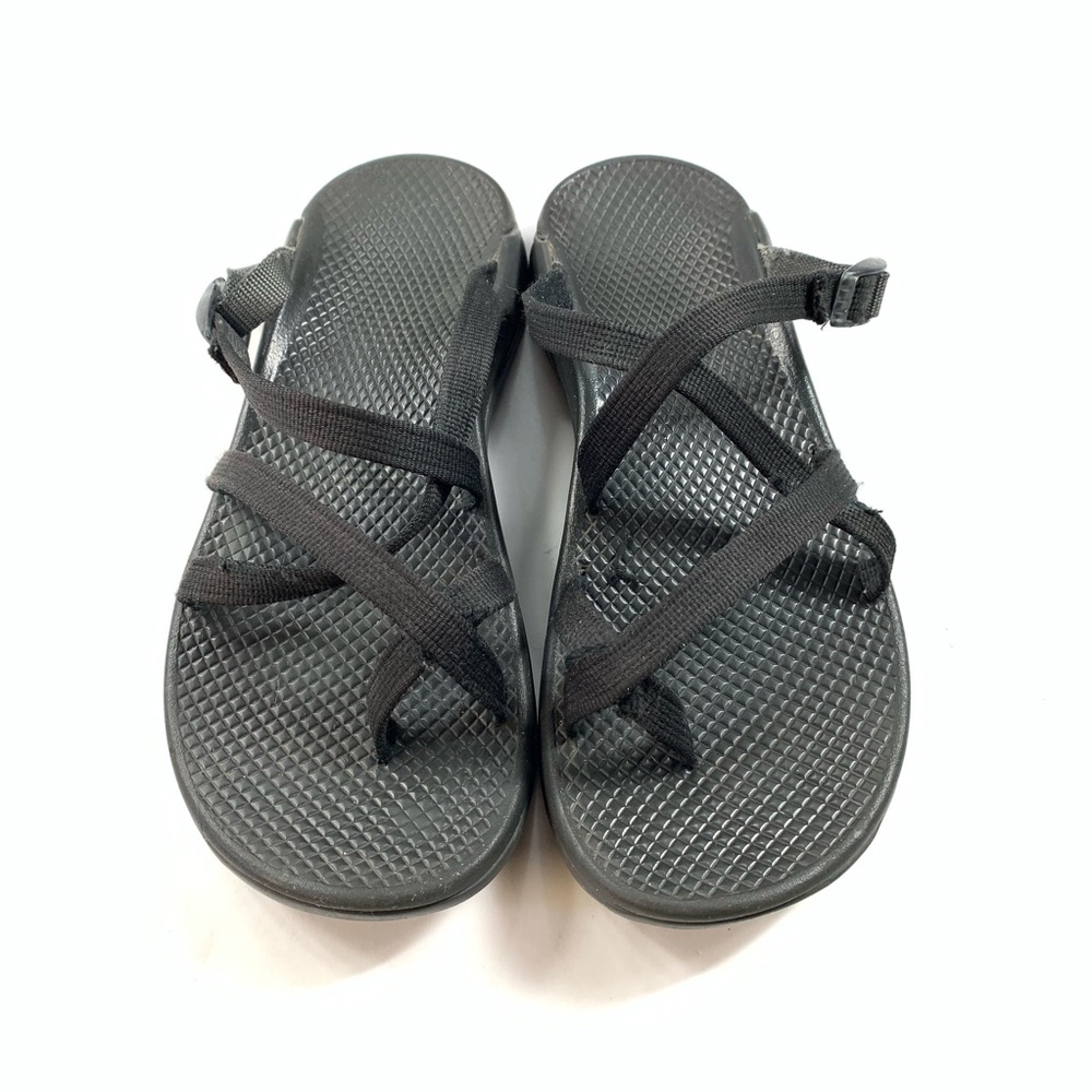 Chaco womens classic slip on strap sandals size 8